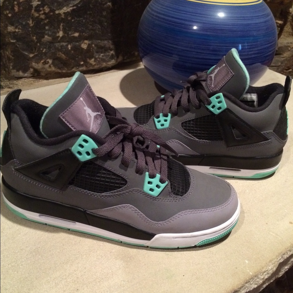 Jordan Green Glow